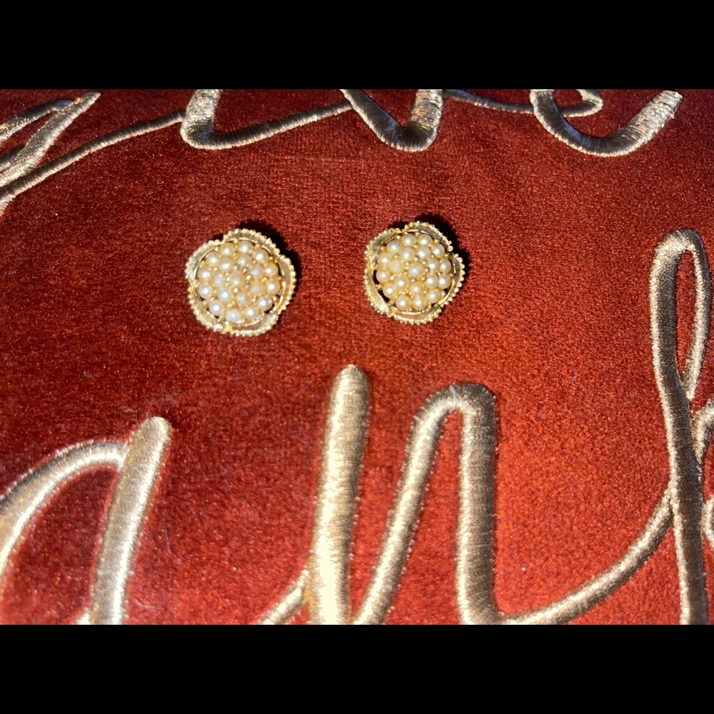 Vintage Clip on Pearl & Gold Earrings